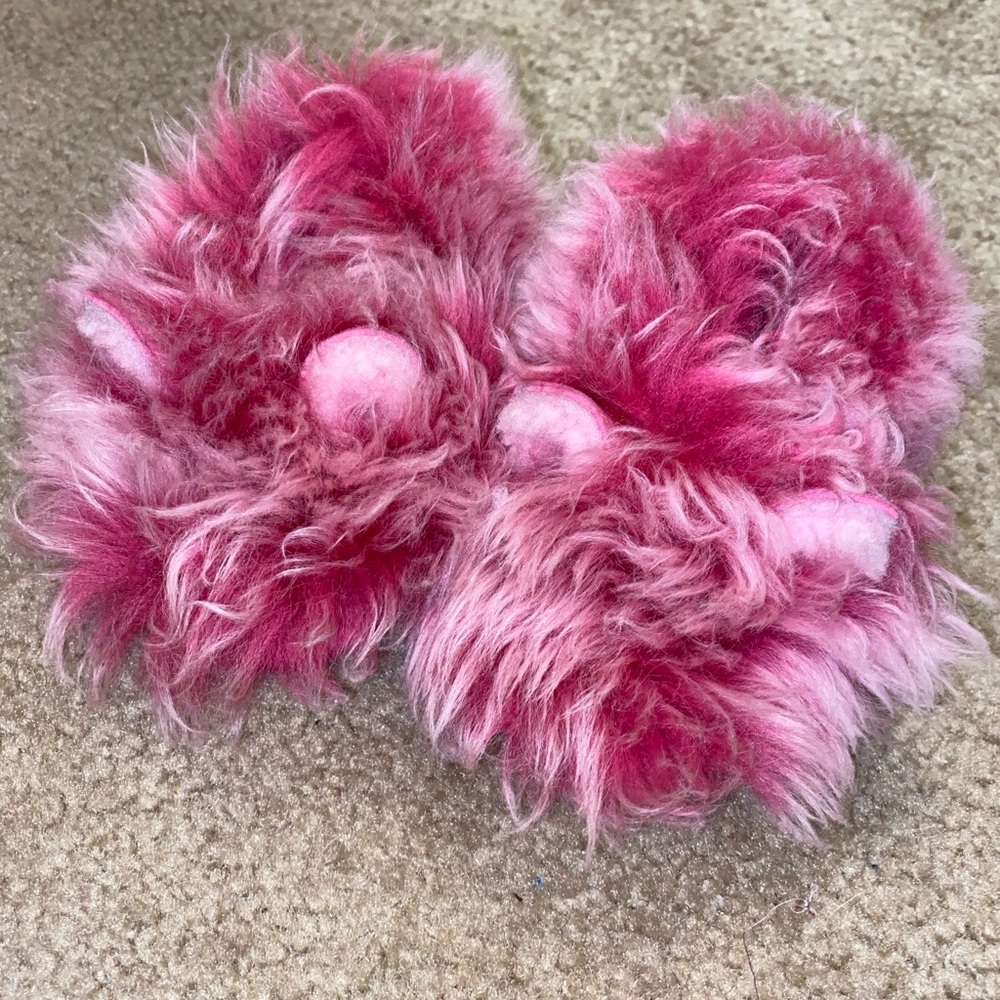 Toddler uggs Size 4/5